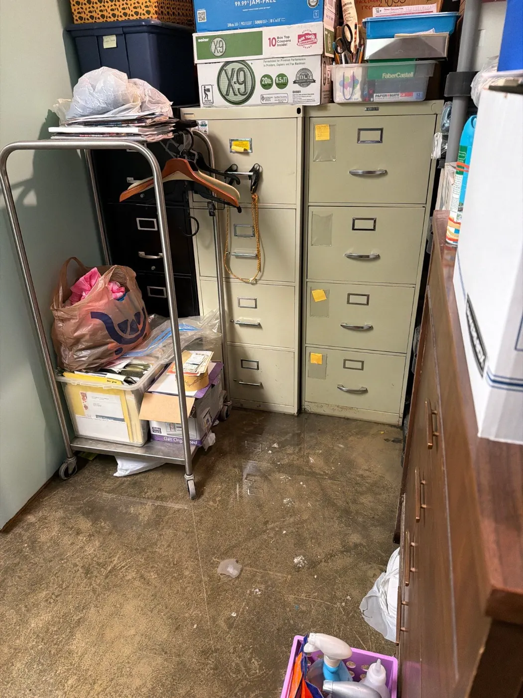 Large-scale water extraction in New Palestine business space